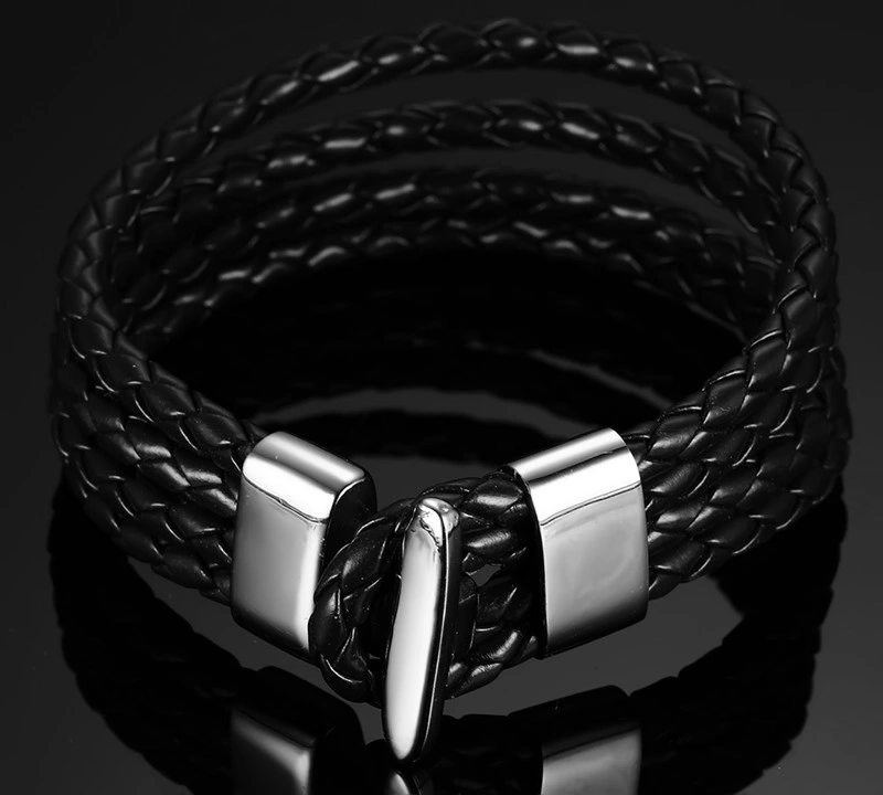 Titanium Steel Black Leather Rope Bracelet Men′ S and Women′ S Style Knitting Personality Leather Rope Bracelet