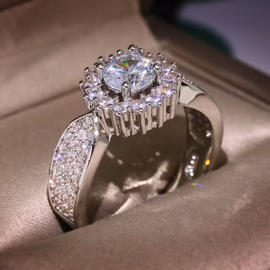 Starburst clásico con grandes diamantes de circonio para pareja Anillo estilo Ins